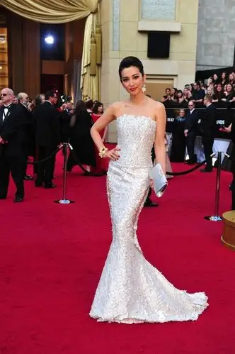 84奥斯卡红毯点评top10cur