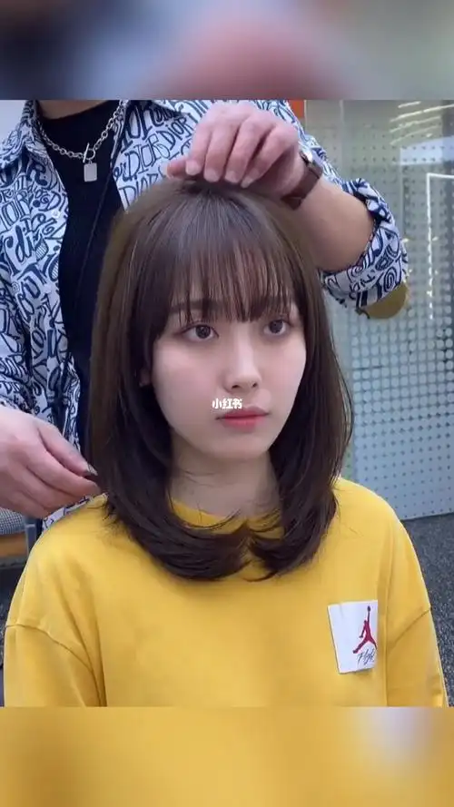 最火减龄短发推荐方便易打理适合大脸圆脸_发型_刘海_圆脸_减龄_茶色