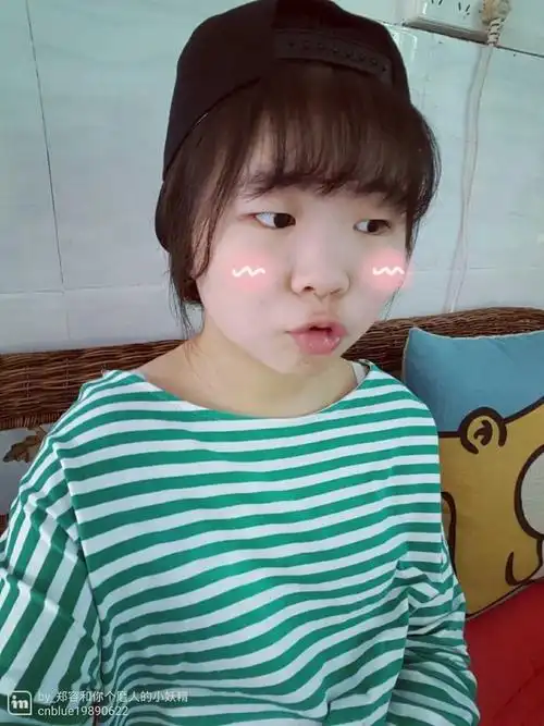 这是15年的时候,其实我最胖也就是110,那时候升高158cm.但是!