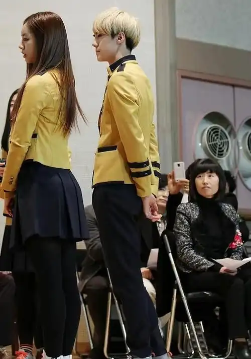 作为exo的粉丝,对吴世勋当年在首尔艺高毕业