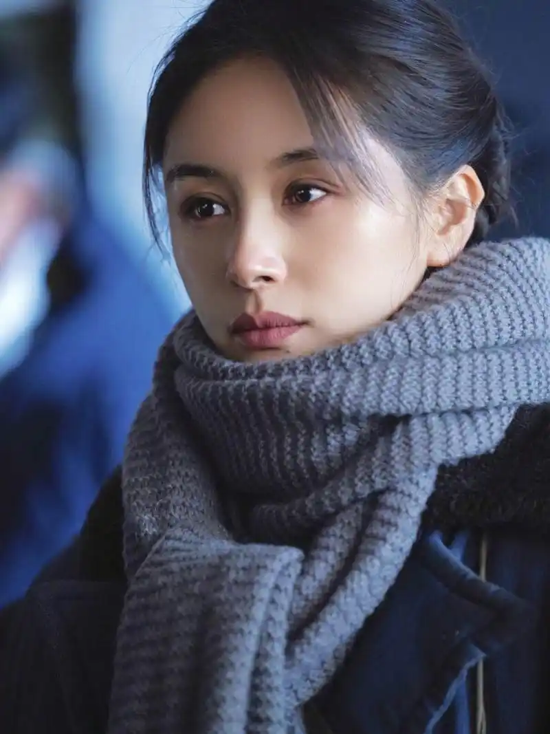 王子文就像是从书里走出来的叶文洁 王子文饰演的叶文洁实在太出色了