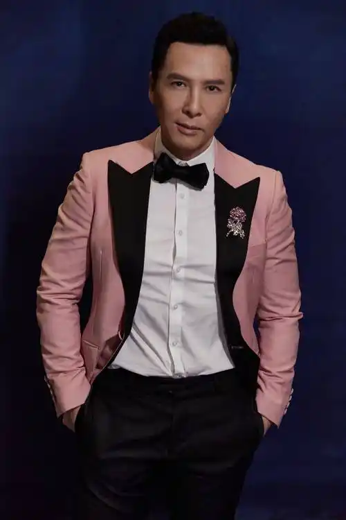 甄子丹演出公司甄子丹代言工作室13138635111微信同步