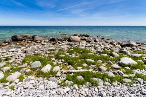 在波罗的海岸边的石头