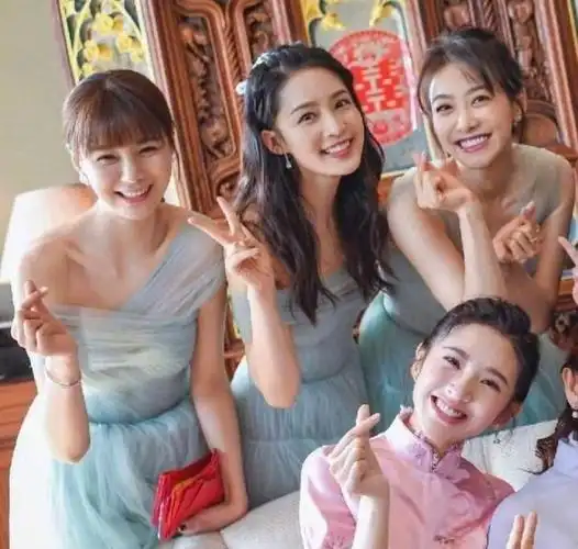 唐艺昕高颜值伴娘团她却像仙女一样这是什么神仙颜值