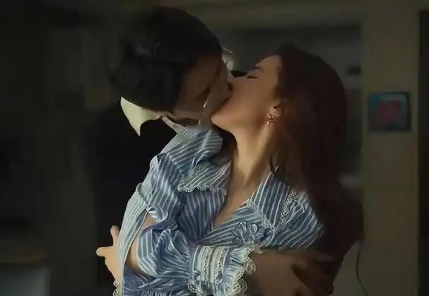 刘亦菲彭冠英吻戏太上头,捧头扶腰代入感太强,真的不能在一起吗