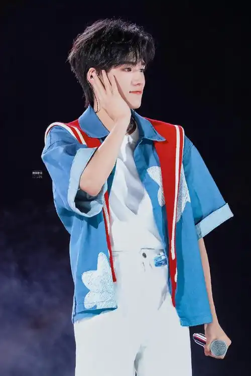 宋亚轩理想之途演唱会