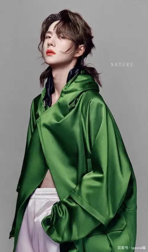 王一博:这个甜甜的可爱的绿色奶盖,爱你所爱 沾点绿色 我就欢喜