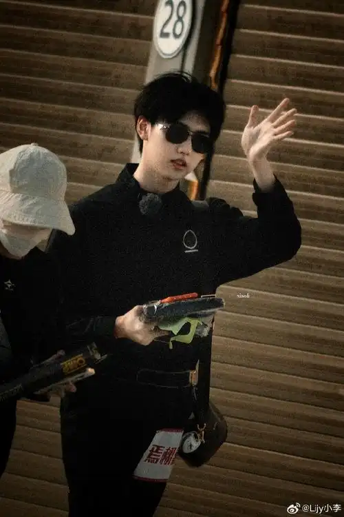 飞驰吧少年2焉栩嘉