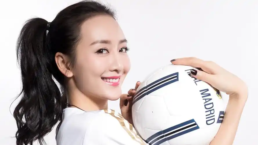 气质性感美女明星王鸥