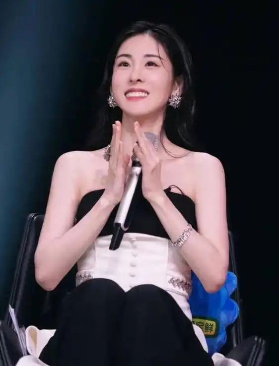 同是歌坛"异类",吴莫愁吉克隽逸差距为何这么大?还是张碧晨聪明