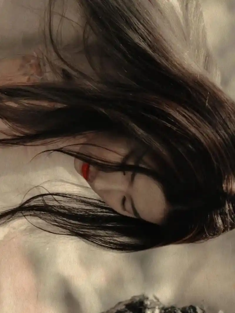 思白发 望断崖 几许落幕残花.#刘亦菲 #神仙姐姐#清冷感  - 抖音