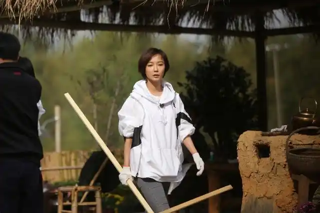 不是彭昱畅大家就放心了!瓢哥被王珞丹领养,还以为要吃垮蘑菇屋