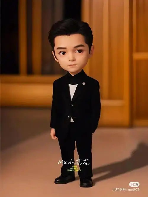 胡歌超话  20240108胡歌|繁花阿宝『宝总』q版  cr小红薯    #胡歌 爆