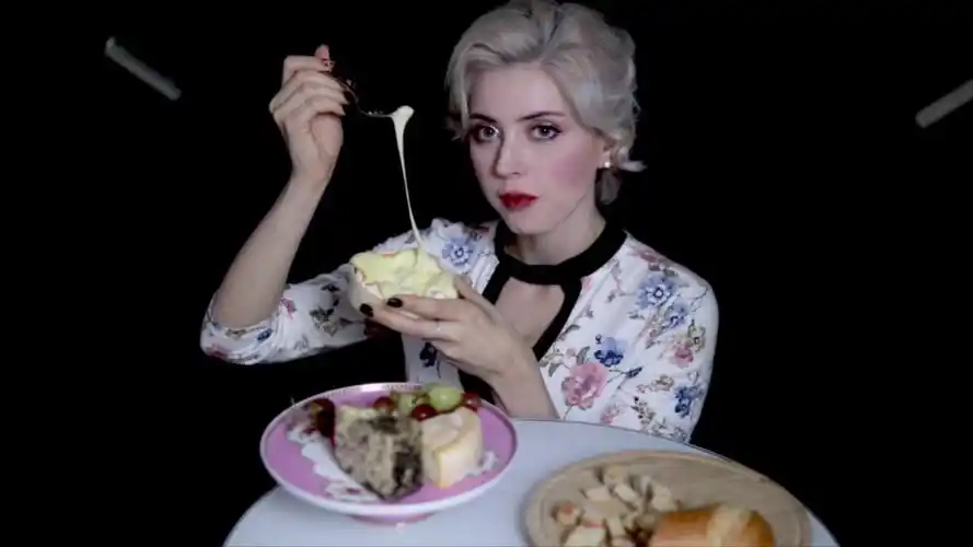 sleepycupcake眠音咀嚼音专场吃水果奶酪喝啤酒18岁以下请勿喝酒