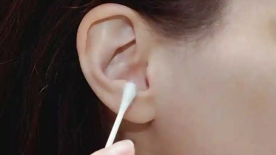用棉签掏耳朵的危害这么大?看完这个实验,你便知晓了