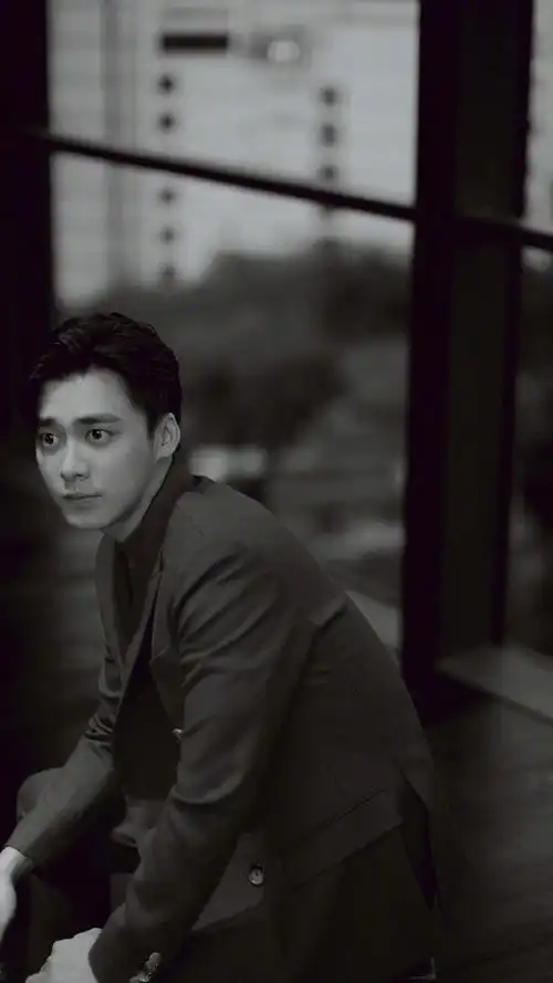 李易峰帅气养眼写真手机壁纸