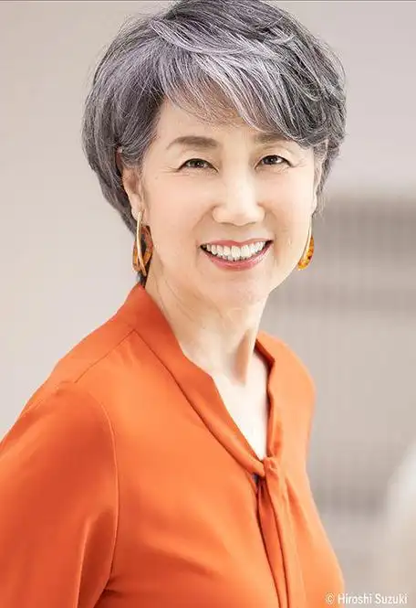 60到80岁女性,发型可以试试这三种,利落时尚很精致|短发|露耳|层次感