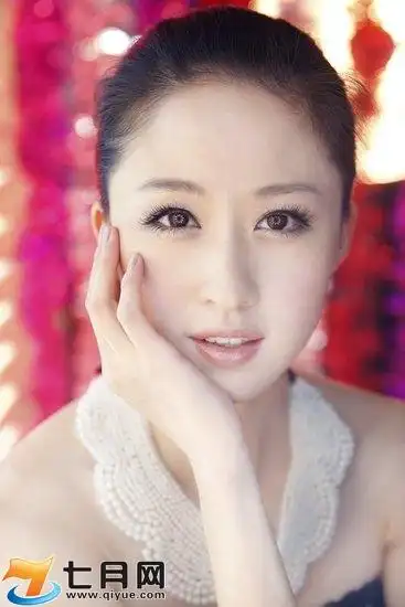 克拉恋人叶琪谁演的 叶琪扮演者张雯个人资料