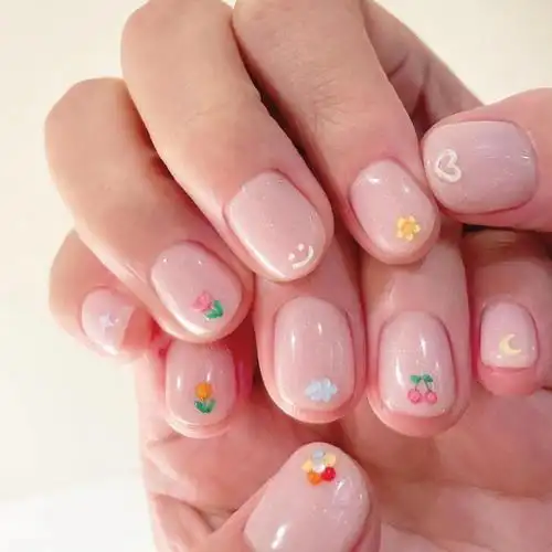 ins美甲可爱风美甲多图