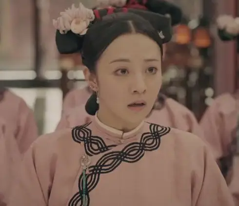 延禧攻略》里也扮演一个重要的角色--跟魏璎珞一起进宫的绣坊宫女锦绣