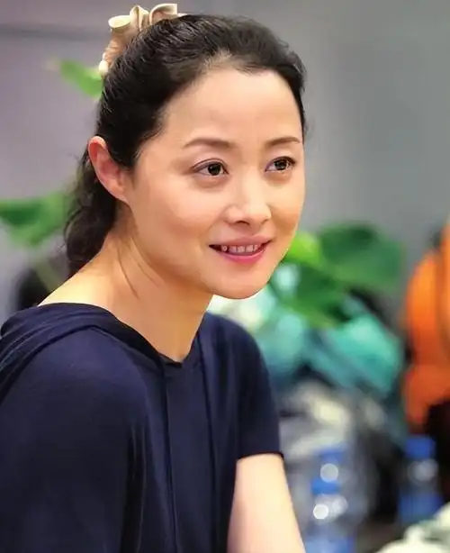 演员刘蓓:三婚携子再嫁首任老公,继子竟是我们熟悉的他!