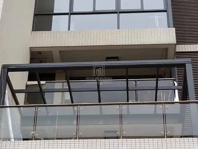 03广州星汇金沙别墅铝合金玻璃雨棚