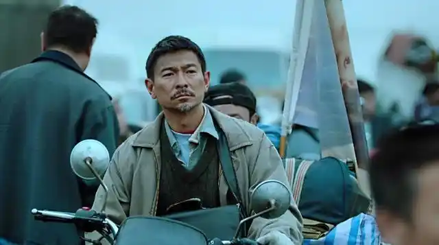 一位明星在失孤剧组耍大牌这盒饭是人吃的刘德华吃得很香