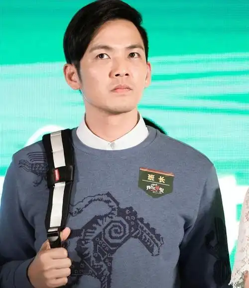 事实证明逐渐消失的钟汉良已经在另一个圈子里红得发紫