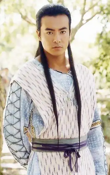 "古装男神"于波,出道多年戏红人不红,如今坐拥北京两套四合院