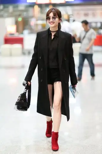 江疏影的大衣我还没看够恋爱先生就大结局啦