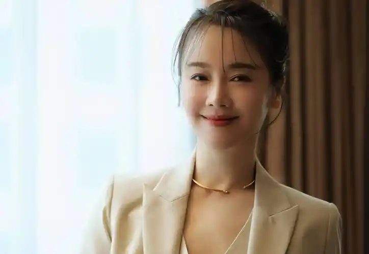 左小青:曾和陈道明传出绯闻,后嫁给大20岁的丈夫_因为_时候_影视剧