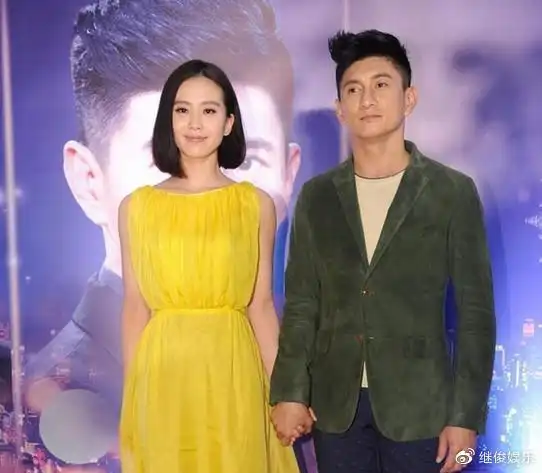 突发吴奇隆节目掩面哭泣是什么让这个51岁大男人瞬间崩溃