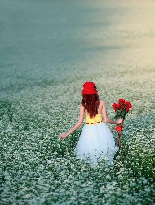 心理测试:选一个最美的背影?测你的隐形性格能为你带来多少财运