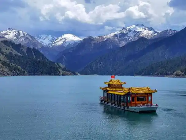 天山天池风景名胜区