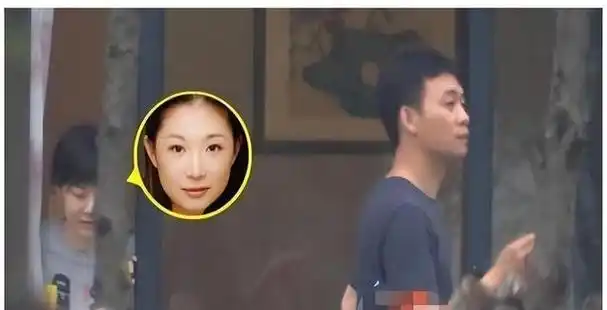 张译事业家庭双丰收十年初恋情难忘现任妻子大度支持