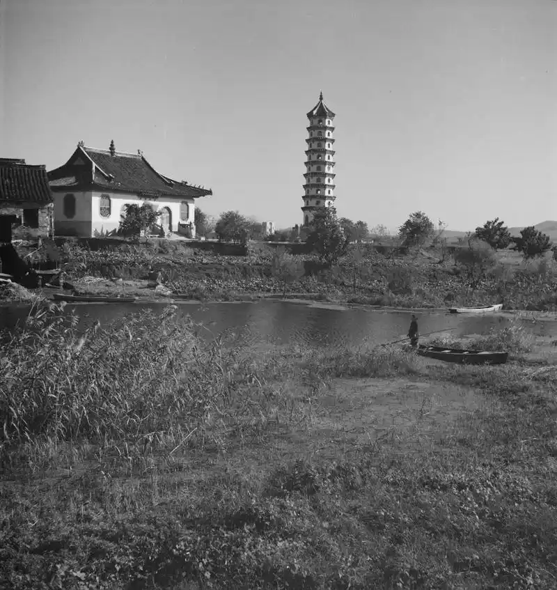 历史老照片.有人看出来这是哪里了吗?拍摄于上世纪三四十年代. - 抖音