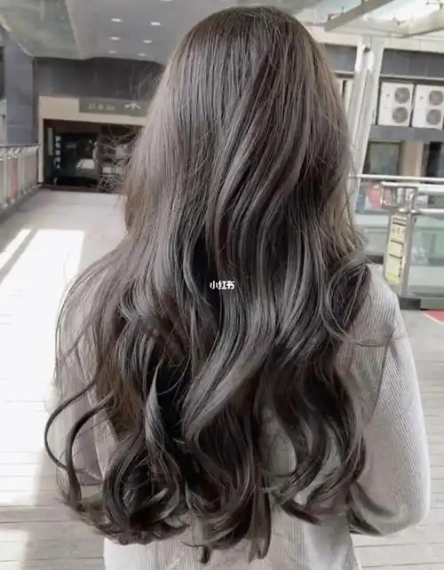 适合圆脸方脸的法式浪漫大卷发绝绝子烫发