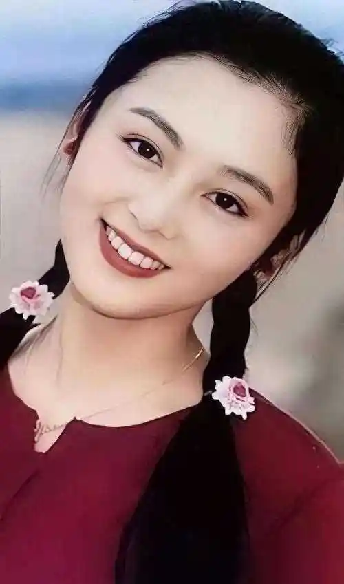 原创大陆第一美女受两位导演青睐如今备受关注