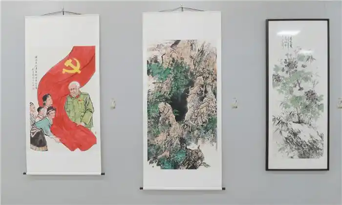 书画作品展等一系列宣传教育活动,持续激发广大干部群众爱党爱国爱
