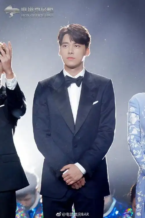 与李易峰一六相伴一路爱