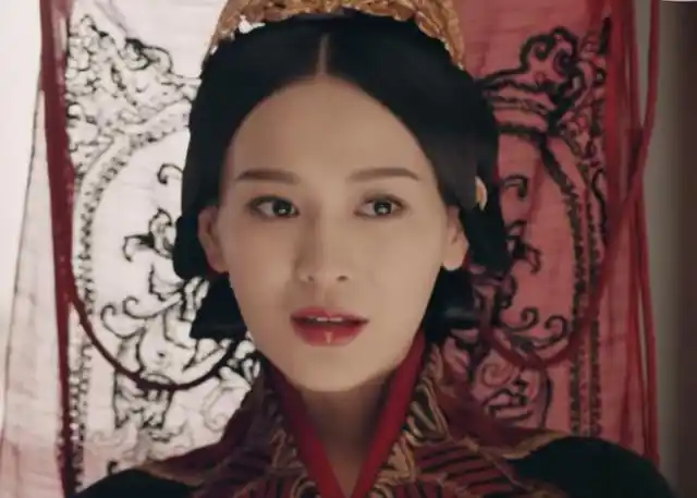 皓镧传公主雅在秦国的装扮比在赵国高贵多了第二张最美