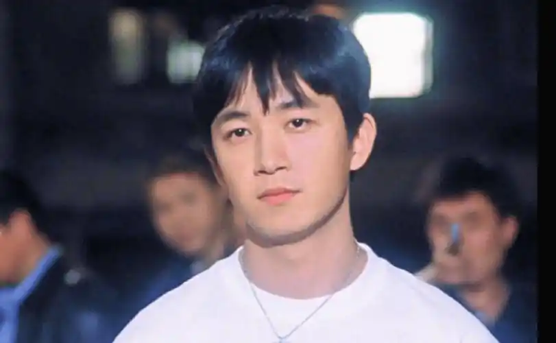 谁说扁头一定长得丑这5位明星告诉你扁头星人也能有超高颜值