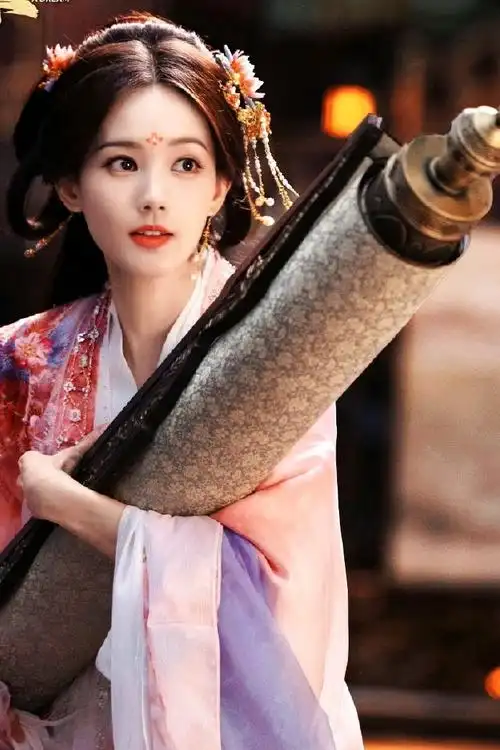 李一桐书卷一梦粉衣剧照##书卷一梦