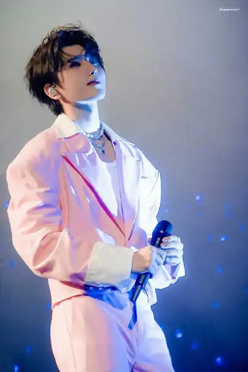 我的可爱小粉,看见就有好心情!  爱属人了  #蔡徐坤#|#kun