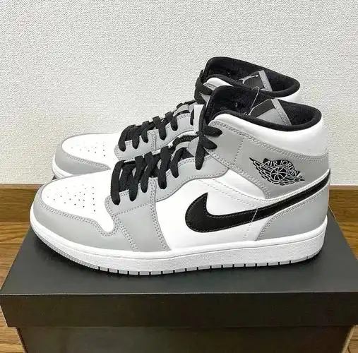 小迪奥dioraj1mid烟灰