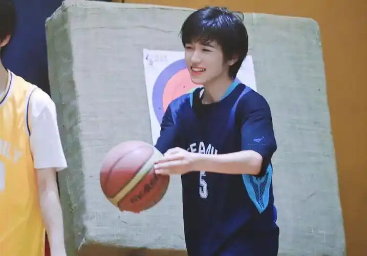 宋亚轩 - 堆糖,美图壁纸兴趣社区