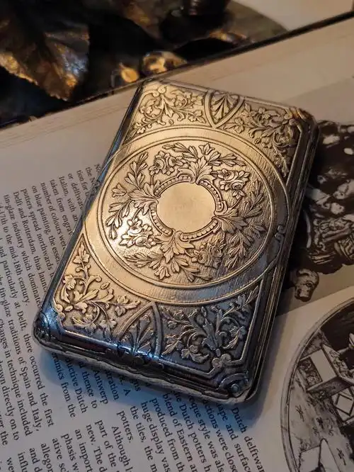 法国纯银双面满工烟盒