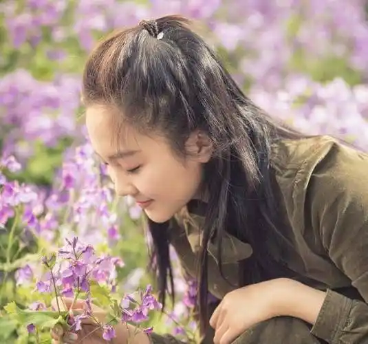 林妙可晒照尽显甜美可爱,不比其他童星差_考试_舞台_时候