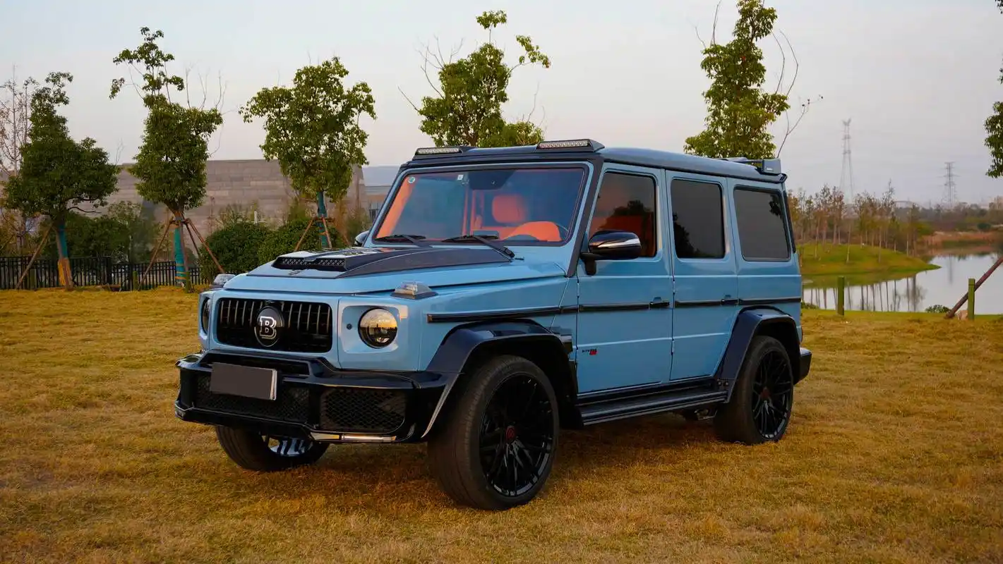 「瓷器蓝熊猫版双拼色」老款奔驰g500升级巴博斯外观