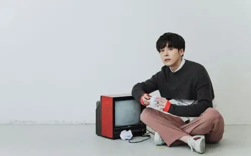 魏哲鸣时尚帅气写真图片36